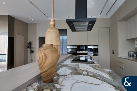 Снять в аренду виллу в Signature Villas, Пальма Джумейра, Дубай: 6 спален, 1245м², № 91465 - фото 16