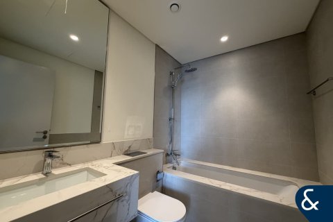 Снять в аренду квартиру в EMAAR Beachfront, Dubai Harbour, Дубай: 2 спальни, 111м², № 91464 - фото 5