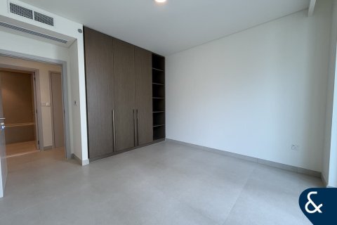 Снять в аренду квартиру в EMAAR Beachfront, Dubai Harbour, Дубай: 2 спальни, 111м², № 91464 - фото 7