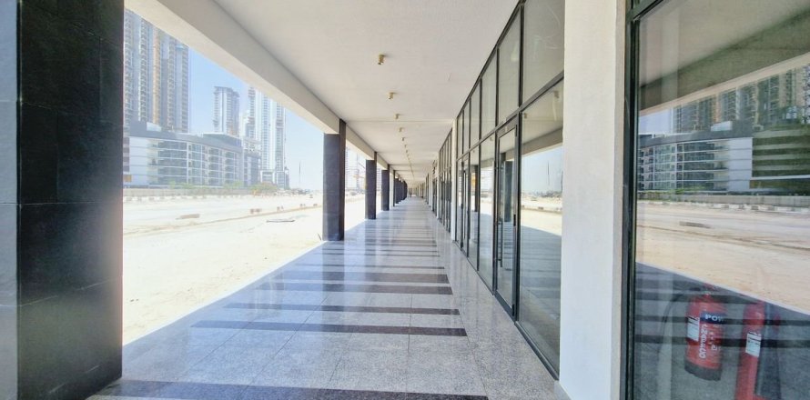 Tienda en Meydan, Dubai, 142 m², № 41836