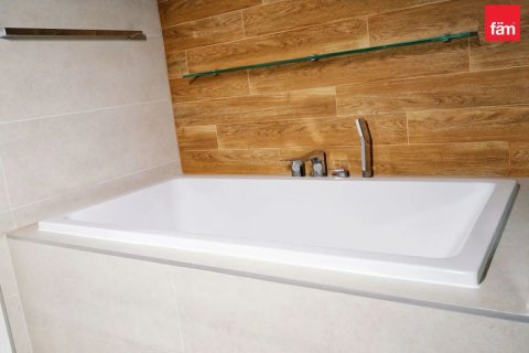 Apartamento en Dubai, 1 dormitorio, 107.2 m², № 41835 - foto 10