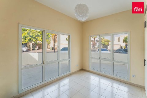 Villa en Dubai, 5 dormitorios, 710.6 m², № 47798 - foto 15