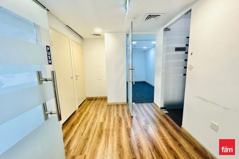 Bureau à Deira, Dubai, 139.9 m², № 43093 - photo 8