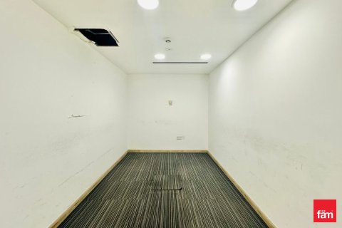 Bureau à Deira, Dubai, 139.9 m², № 43093 - photo 15