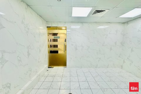 Bureau à Deira, Dubai, 139.9 m², № 43093 - photo 12