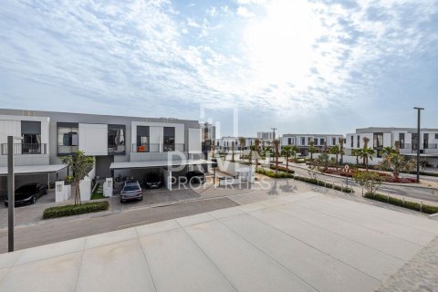 Adosado en Al Furjan, Dubai, 3 dormitorios, 245 m², № 19877 - foto 18