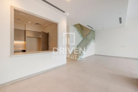 Adosado en Al Furjan, Dubai, 3 dormitorios, 245 m², № 19877 - foto 1