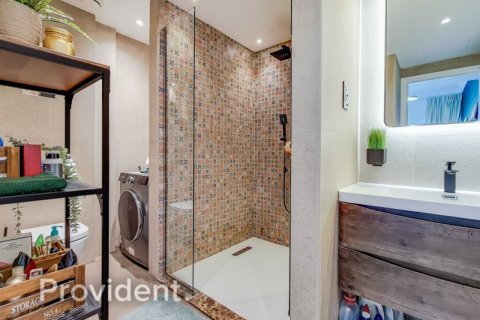 Apartamento en Jumeirah Lake Towers, Dubai, 1 dormitorio, 77.2 m², № 1405 - foto 7