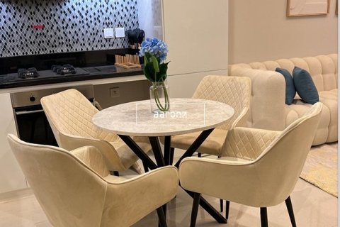 Apartamento en Business Bay, Dubai, 2 dormitorios, 75.2 m², № 12392 - foto 6