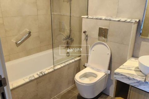 Apartamento en Business Bay, Dubai, 2 dormitorios, 75.2 m², № 12392 - foto 11