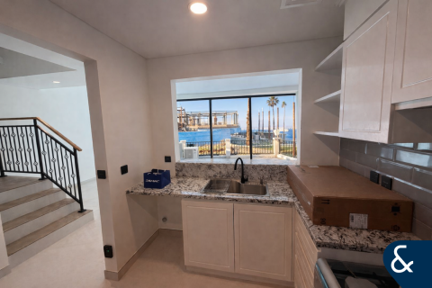 Купить таунхаус в Damac Lagoons, Дубай: 4 спальни, 211м², № 98395 - фото 5