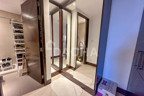 Apartamento en The Address Sky View Tower 1, Downtown Dubai (Downtown Burj Dubai), Dubai, 3 dormitorios, 187.6 m², № 6742 - foto 6