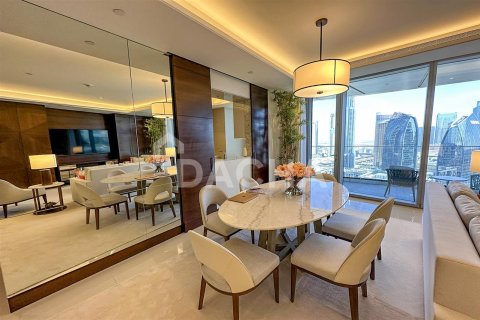 Apartamento en The Address Sky View Tower 1, Downtown Dubai (Downtown Burj Dubai), Dubai, 3 dormitorios, 187.6 m², № 6742 - foto 5