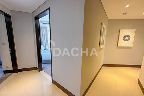 Apartamento en The Address Sky View Tower 1, Downtown Dubai (Downtown Burj Dubai), Dubai, 3 dormitorios, 187.6 m², № 6742 - foto 11