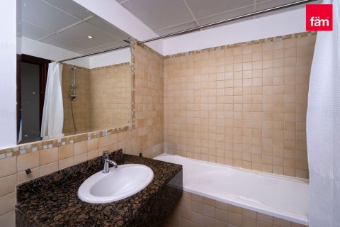 Apartamento en Dubai, 2 dormitorios, 120.2 m², № 94772 - foto 17