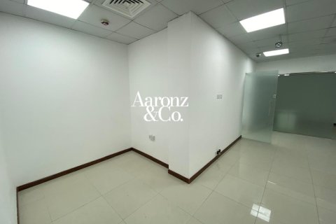 Office in Business Bay, Dubai 104 sq.m. № 115043 - photo 4
