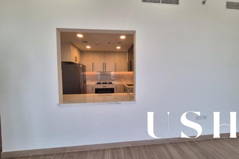 Apartment in Town Square, Dubai 3 bedrooms, 142 sq.m. № 39643 - photo 9