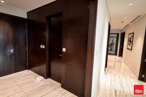 Apartamento en Downtown Dubai (Downtown Burj Dubai), Dubai, 3 dormitorios, 30148.7 m², № 90227 - foto 13