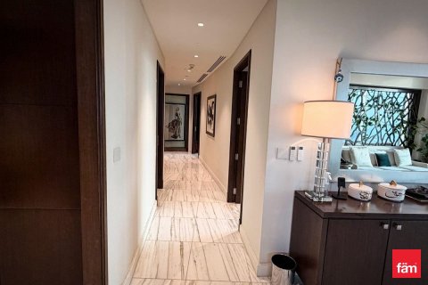 Apartamento en Downtown Dubai (Downtown Burj Dubai), Dubai, 3 dormitorios, 30148.7 m², № 90227 - foto 11