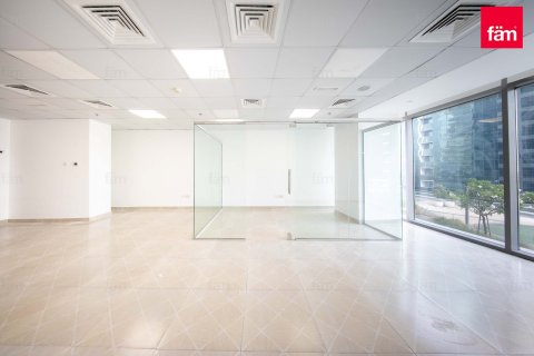 Office in Business Bay, Dubai 62.1 sq.m. № 55962 - photo 1