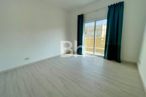 Villa à The Lakes, Dubai, 3 chambres, 274 m², № 22083 - photo 8