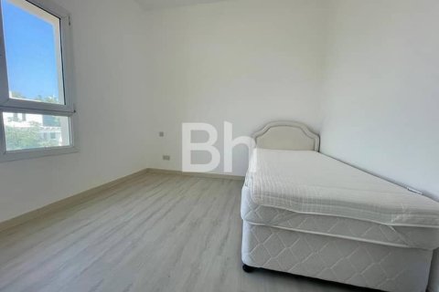 Villa à The Lakes, Dubai, 3 chambres, 274 m², № 22083 - photo 12