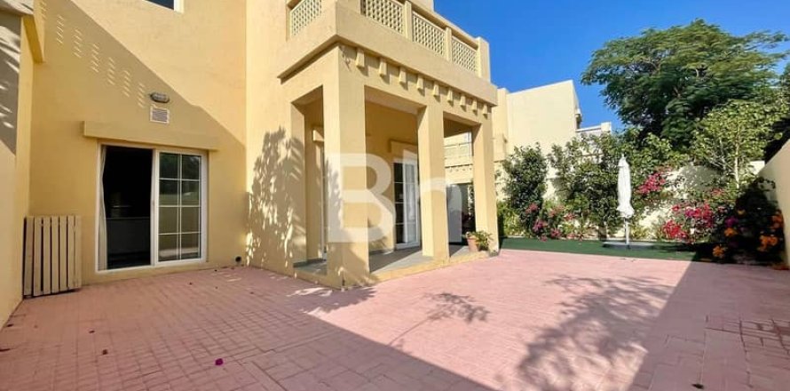 Вилла в The Lakes, Дубай, 3 спальни, 274м², № 22083