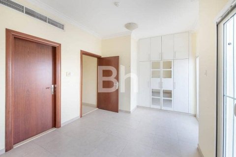 Maison de ville à Jumeirah Village Circle, Dubai, 3 chambres, 307 m², № 22081 - photo 3