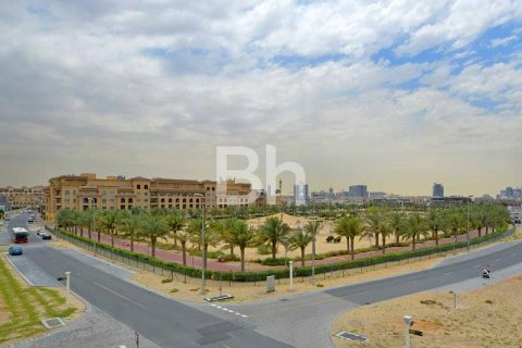 Maison de ville à Jumeirah Village Circle, Dubai, 3 chambres, 307 m², № 22081 - photo 10