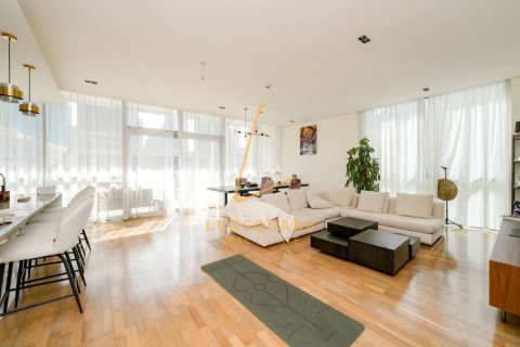 Apartamento en Al Wasl, Dubai, 3 dormitorios, 204 m², № 89813