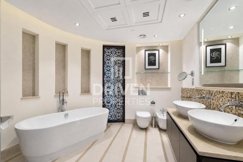 Apartment in Downtown Dubai (Downtown Burj Dubai), Dubai 2 bedrooms, 176.7 sq.m. № 138215 - photo 25