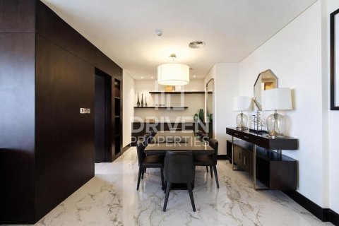 Apartment in Downtown Dubai (Downtown Burj Dubai), Dubai 2 bedrooms, 176.7 sq.m. № 138215 - photo 5