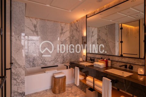 Apartment in Zabeel, Dubai 2 bedrooms, 143 sq.m. № 49833 - photo 15