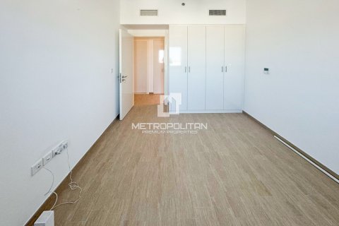 Apartment in wasl gate, Dubai 3 bedrooms, 95 sq.m. № 15873 - photo 14