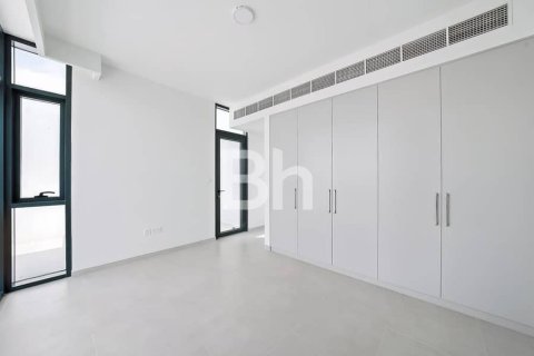 Townhouse in Arabian Ranches 3, Dubai 3 bedrooms, 202 sq.m. № 57776 - photo 9