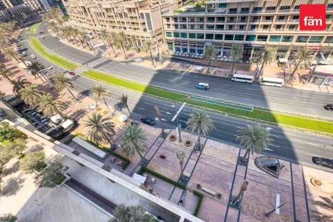 Apartment in Downtown Dubai (Downtown Burj Dubai), Dubai 3 bedrooms, 186.9 sq.m. № 58166 - photo 3