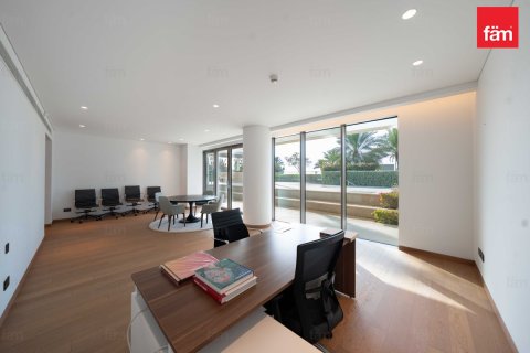 Квартира в Пальме Джумейре, Дубай, студия, 896.2м², № 92042