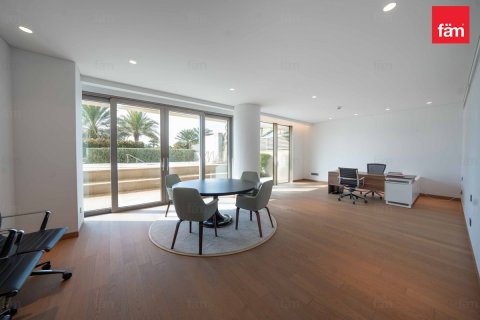 Купить квартиру в Пальме Джумейре, Дубай: 896.2м², № 92042 - фото 2