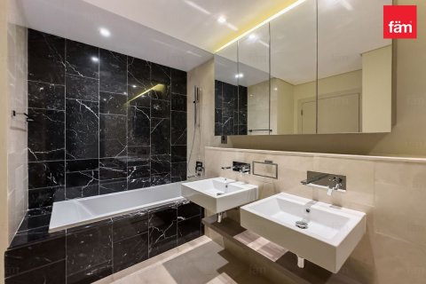 Снять в аренду квартиру в Пальме Джумейре, Дубай: 2 спальни, 123.7м², № 92055 - фото 17