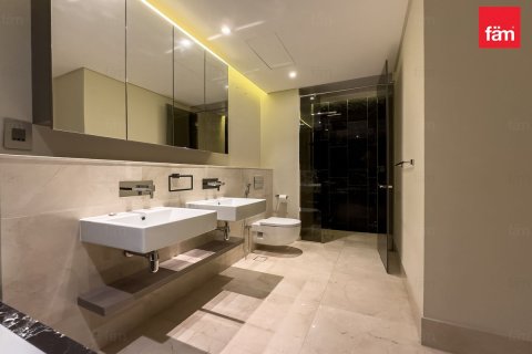 Снять в аренду квартиру в Пальме Джумейре, Дубай: 2 спальни, 123.7м², № 92055 - фото 14