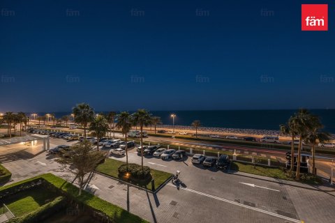 Снять в аренду квартиру в Пальме Джумейре, Дубай: 2 спальни, 123.7м², № 92055 - фото 27