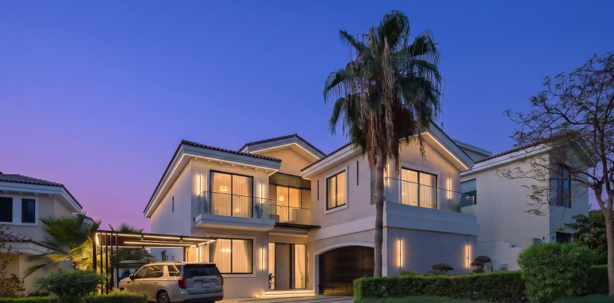 Villa in Jumeirah Golf Estates, Dubai 6 bedrooms, 516.08 sq.m. № 141148