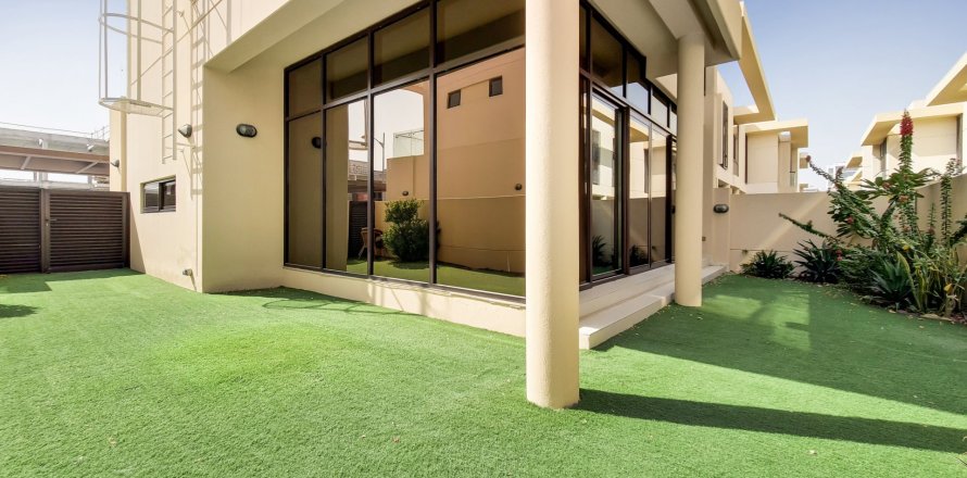 Townhouse in Rockwood, DAMAC Hills (Akoya by DAMAC), Dubai 3 bedrooms, 191.76 sq.m. № 141149