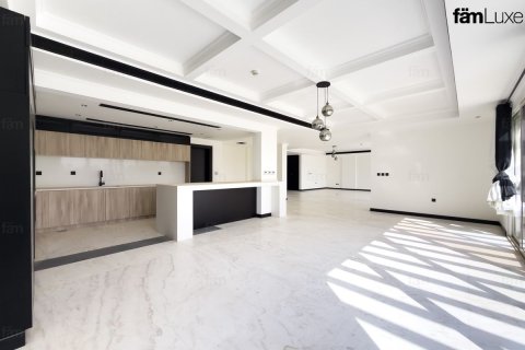 Купить виллу в Дубае: 6 спален, 511м², № 89613 - фото 6