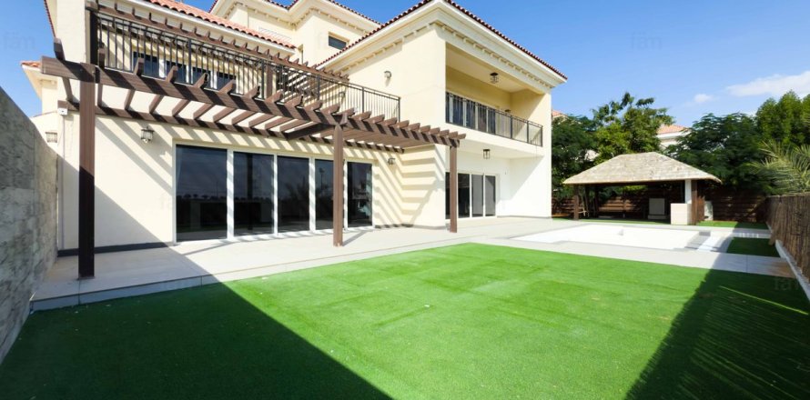 Вилла в Дубае, 6 спален, 511м², № 89613