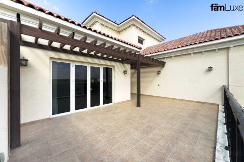 Купить виллу в Дубае: 6 спален, 511м², № 89613 - фото 19