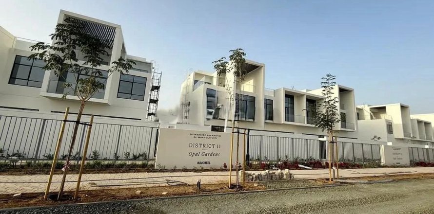 Таунхаус в Дубае, 4 спальни, 450.6м², № 112907