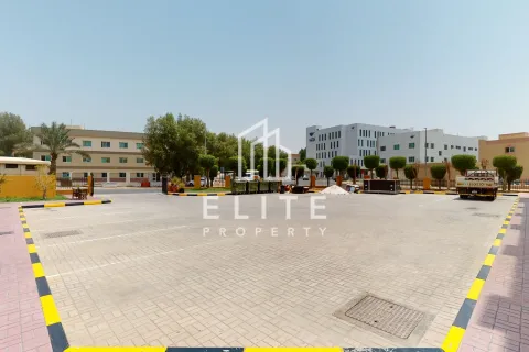 Labor Camp in Dubai Investment Park, Dubai 2850 sq.m. № 38877 - photo 2