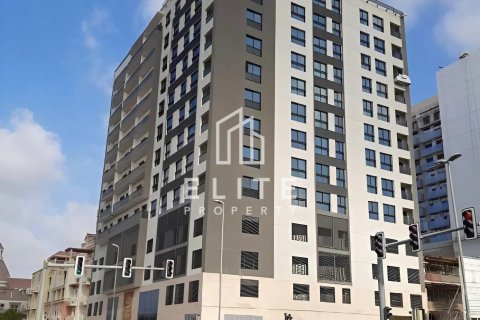 Купить здание в Джумейра Вилладж Серкл, Дубай: 17344м², № 38885 - фото 1