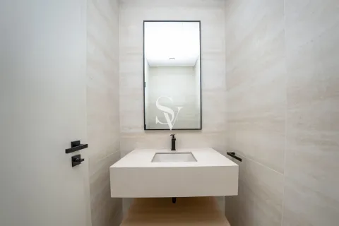 Apartment in Al Jaddaf, Dubai 2 bedrooms, 121 sq.m. № 95897 - photo 18